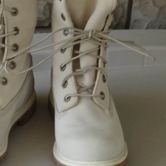 Timberland Teddy women's size 7.5 light Grey nubuck leather lace up boots, - Picture 13 of 13